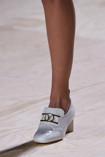 Look 92